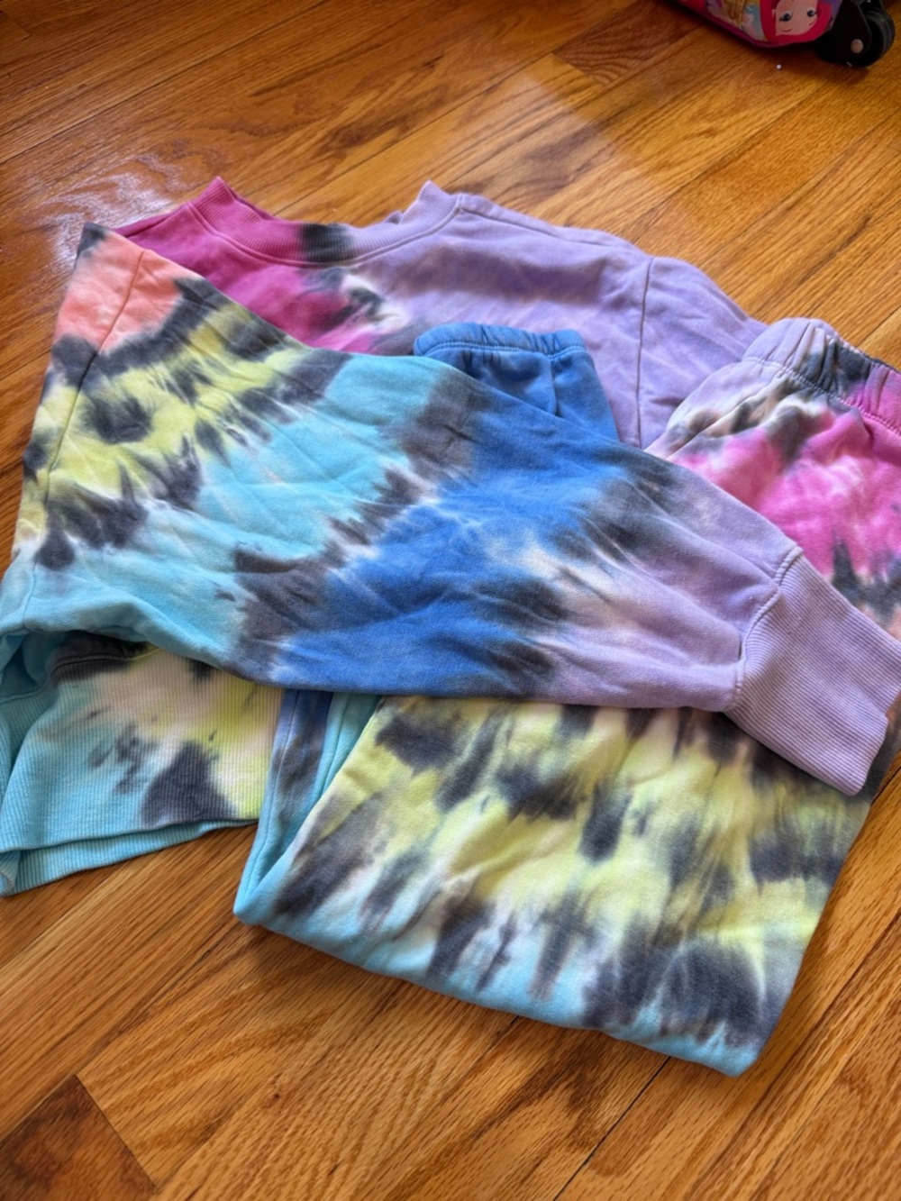 Kids Tie-Dye Sweatshirt & Joggers Set - Multicolor - Picture 2 of 2